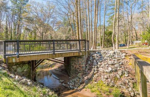 East Point House | The Sweet Creek Luxurious Villas