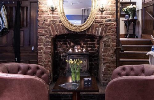 South Charlton Hotel | The Tavern - Steakhouse and Lodge