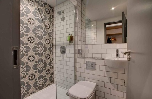 Temple Cloud Bed & Breakfast | The Temple Inn