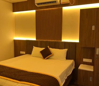Pollachi Hotel | The Tendoinn
