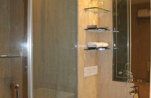 Tonk Road Hotel | The Theme Hotel Jaipur