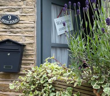 Holmfirth Apartment | The Therapy Rooms Holmfirth Holiday Let