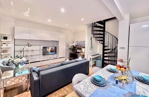 Vincent Square Apartment | The Tiffany Suite - Gorgeous London Duplex