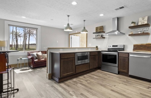 Goldsmith House | The Time Out at Grand Park-House and Rec Barn