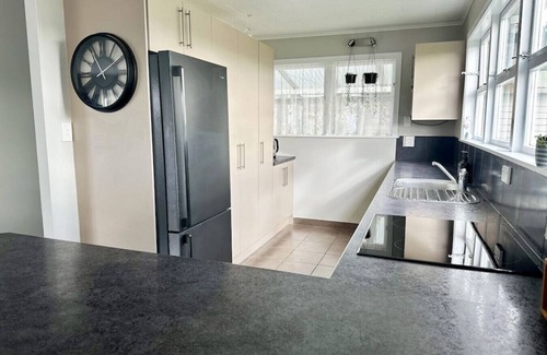 Tirau House | The Tirau Cottage - Waikato
