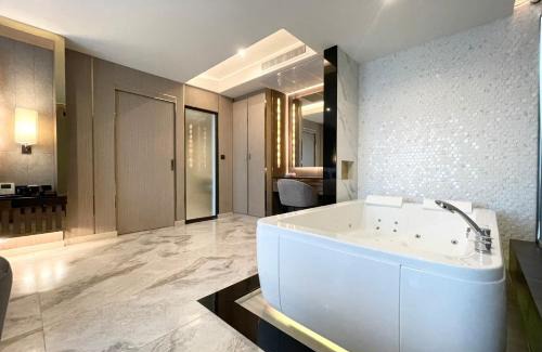 South Pattaya Hotel | THE TJ HOTEL Pattaya