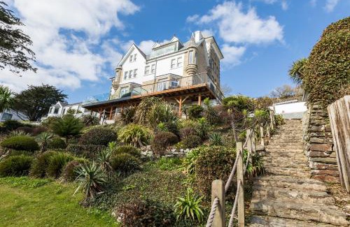 Newquay House | The Tower, 5 Corisande Manor