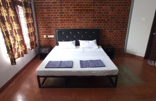 Kuilapalayam Bed & Breakfast | The Tower House - Auroville