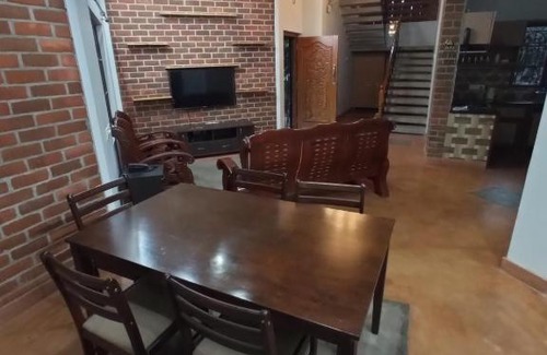 Kuilapalayam Bed & Breakfast | The Tower House - Auroville