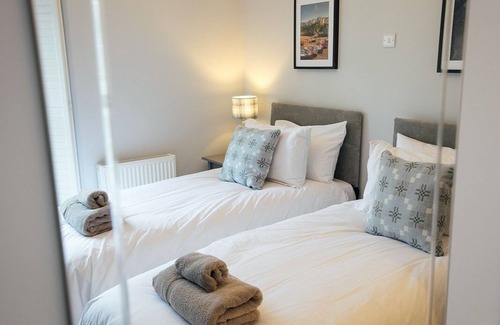 Tenby House | The Townhouse