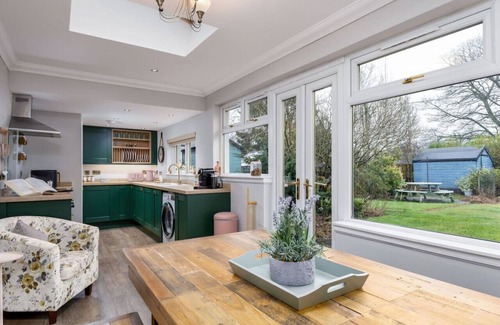 Auchterarder House | The Tranquil Auchterarder 3-bed Cottage