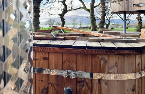 Bankend Cottage | The Treehouse @ Caerlaverock - UK45028