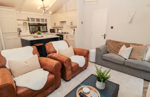 Swarland Cottage | THE TREELINE, pet friendly, with a garden in Felton