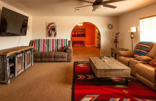 Valentine House | The Triple Palms