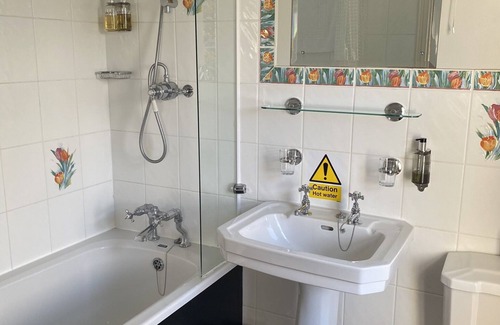 Petersfield Hotel | The Trooper Inn