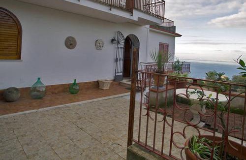 Priora Villa | The Two Magnolias