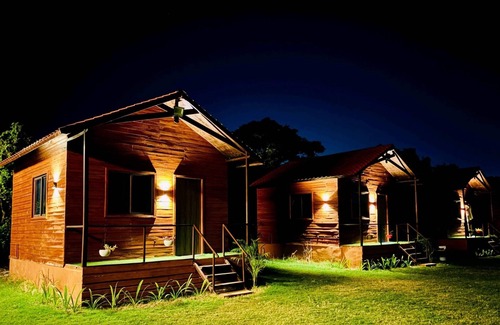 Udaipur Cottage | The Udaisarovar - Lakeside Paradise
