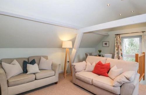 Callow End House | The Upside Down House at The Mercers
