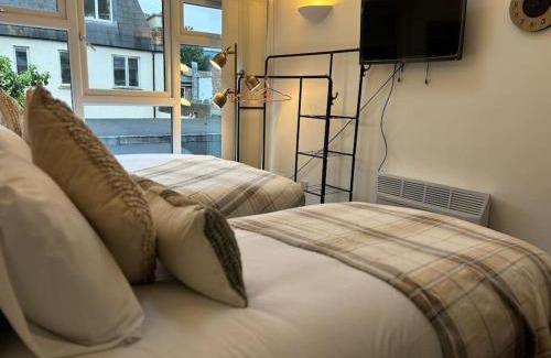 Shacklewell House | The Urban Retreat 4bdr sleep 14