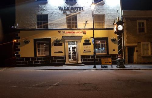 Cricklade Hotel | The Vale Hotel