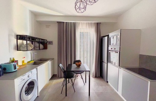 Ta' Giorni Condo | The Valley Room 6 with parking on premises