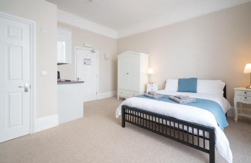Ryde Hotel | The Veteran Hotel & Bar