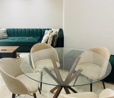 Belvedere Apartment | The View Apartment Near Casa Voyageurs