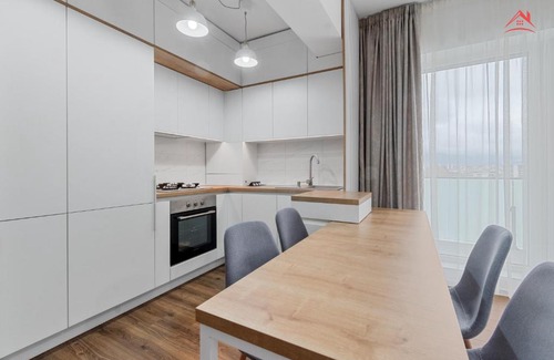 Tractorul Apartment | The View Apartment Vivamus Free Parking