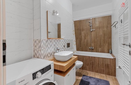Tractorul Apartment | The View Apartment Vivamus Free Parking