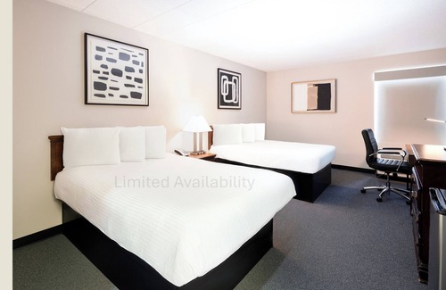 Butztown Hotel | The View Inn & Suites