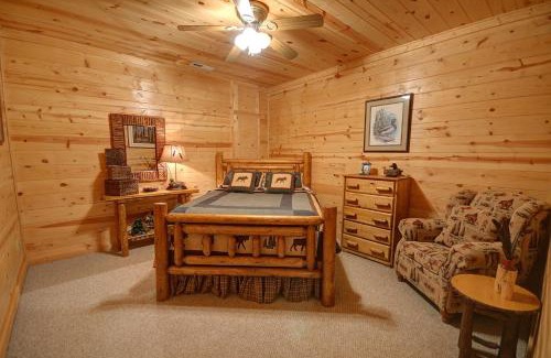 Blue Ridge Villa | The View Sweeping mountain views gas fireplace game room hot tub