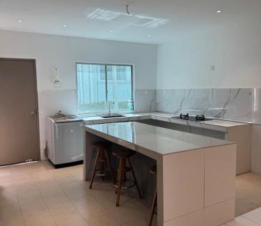 Alor Gajah House | The Villa AFamosa Double-Storey Retreat