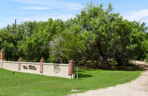 Rio Hondo Villa | The Villa at Arroyo City