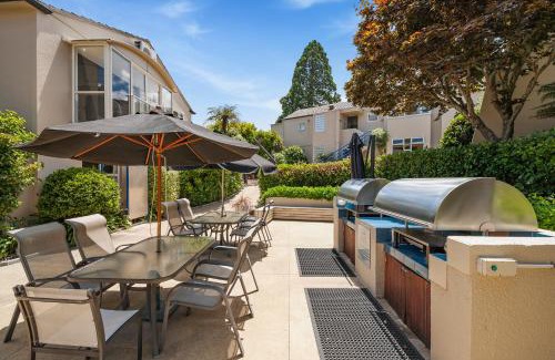 Taupo Hotel | The Village Resort