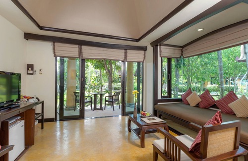 Karon Hotel | The Village Resort