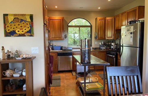Jaramillo Apartment | The Vista Apartment with magnificent views