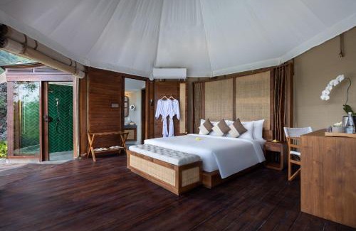 Sidemen Hotel | The Wapa Lux Tent
