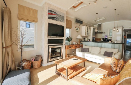 Abersoch Cottage | THE WARREN M45, pet friendly, country holiday cottage in Abersoch
