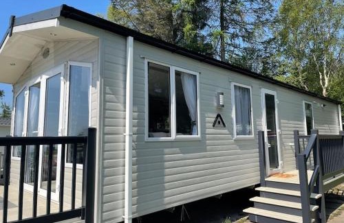 Swarland Apartment | The Warrens - 2 bed caravan for 4 & private hot tub