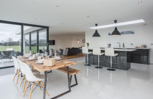Roughton House | The Wash House