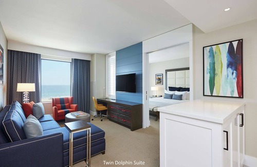 Huntington Beach Resort | The Waterfront Beach Resort, A Hilton Hotel