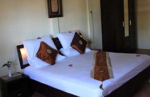 Bophut Resort | The Waterfront Hotel at Fishermans Village