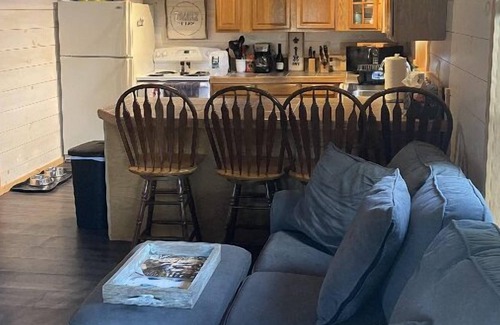Smithfield Cottage | The WATERING HOLE...Cozy cottage with AMAZING sunsets on North Pond!