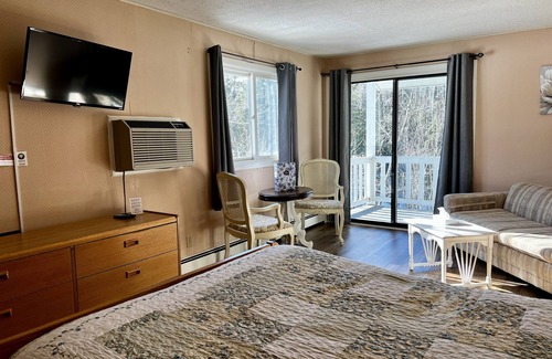 Bethlehem Hotel | The Wayside Inn