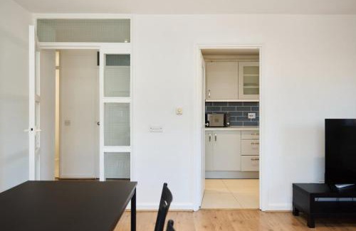West Hampstead Apartment | The West Hampstead Base - Central 2BDR Apartment