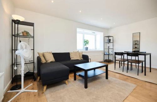 West Hampstead Apartment | The West Hampstead Base - Central 2BDR Apartment