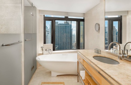 Downtown Shanghai Hotel | The Westin Bund Center, Shanghai