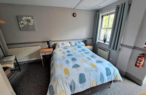 South Leigh House | The White Hart