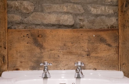 Hepworth Bed & Breakfast | The White Horse Inn