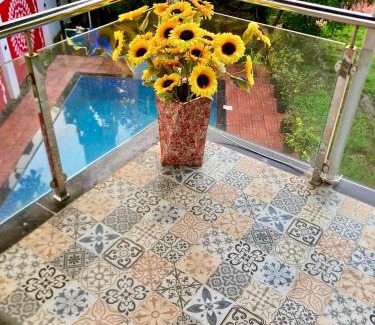 Karjat House | The White House Retreat Poolvilla